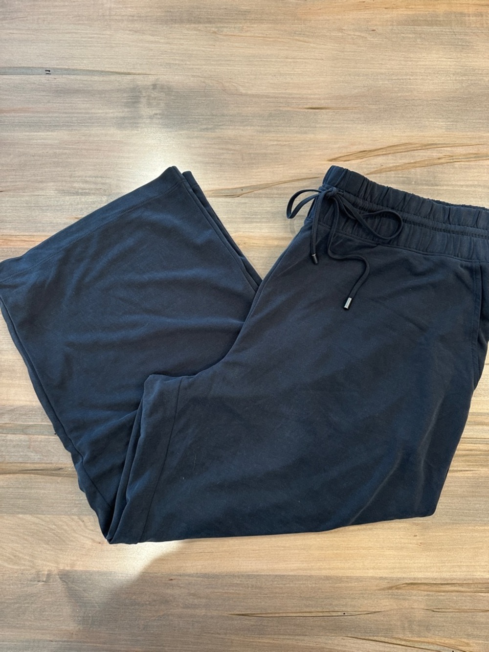 Lou & Grey Charcoal’s Black Drawstring Wide-leg  Lounge Pants
